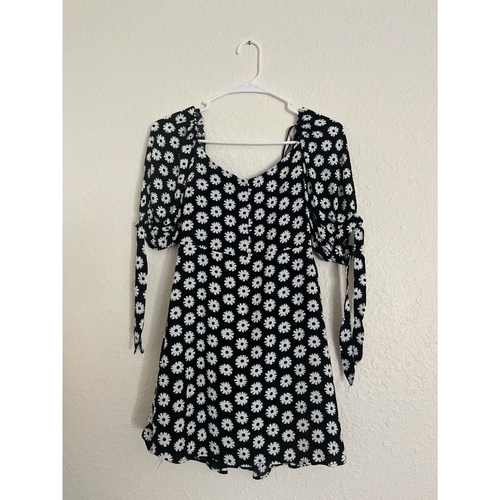 Forever 21 Black and White Floral Sleeved Fit and Flare  - Size Small